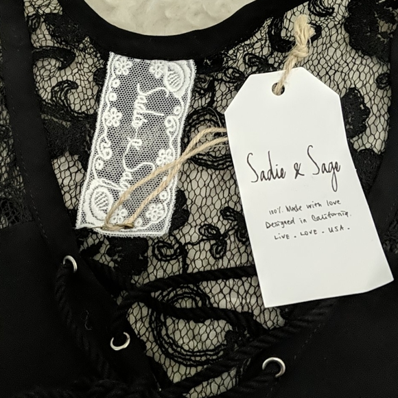 NWT ~ SADIE & SAGE Boho Peasant Lace Tunic Top - Picture 5 of 9
